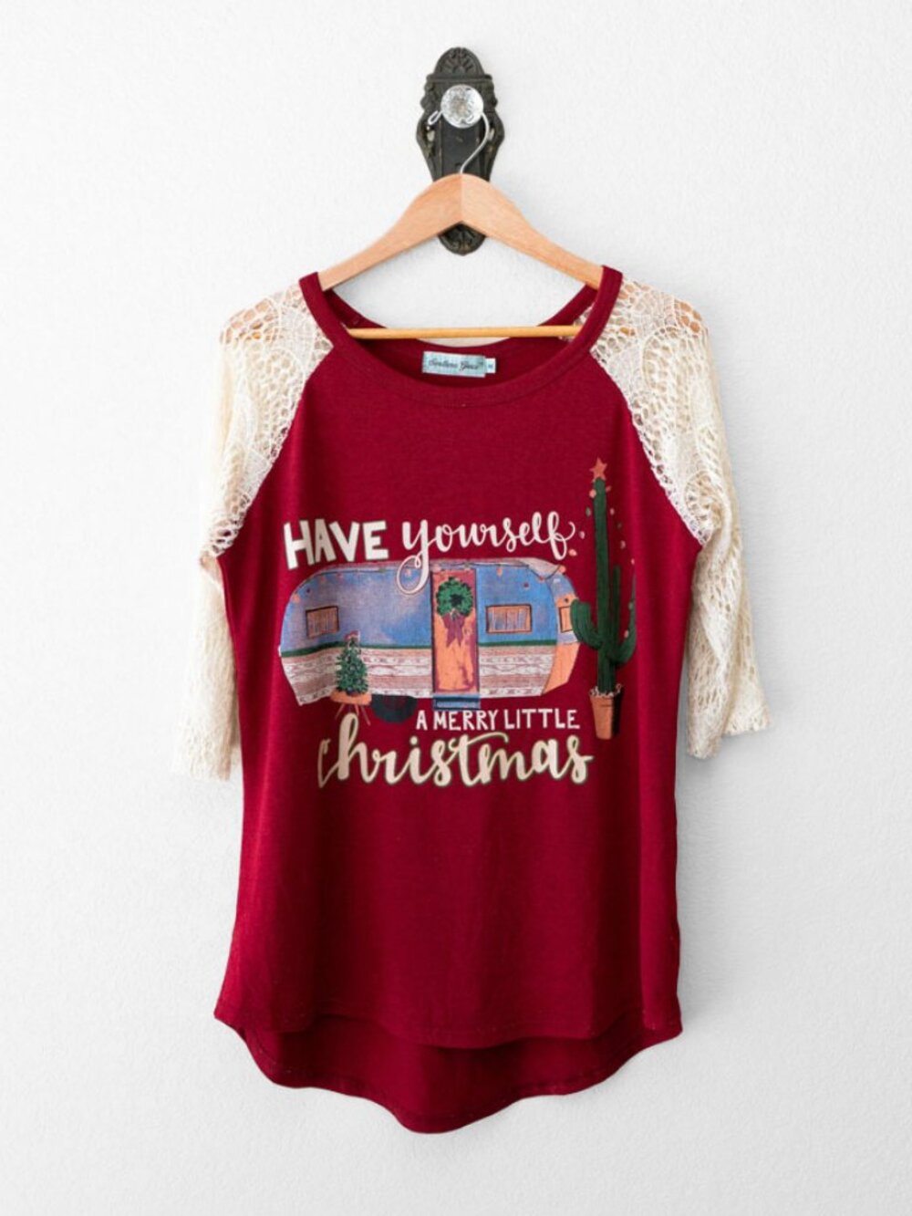 Southern Grace Christmas Shirt M Burgundy Lace Sleeve Merry Little Christmas